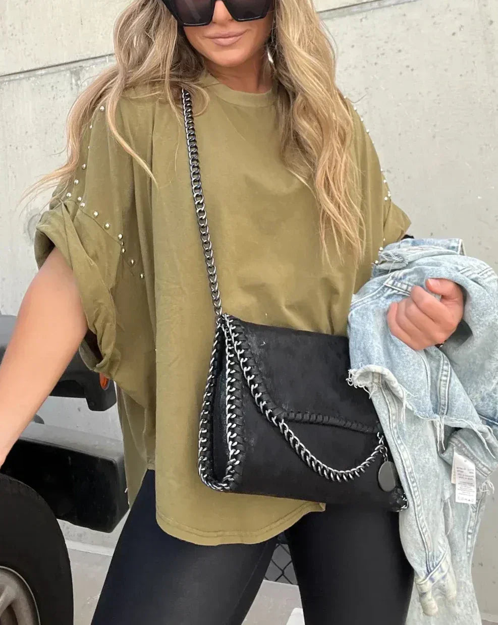 Isabelle™ - Oversized T-Shirt mit Nieten