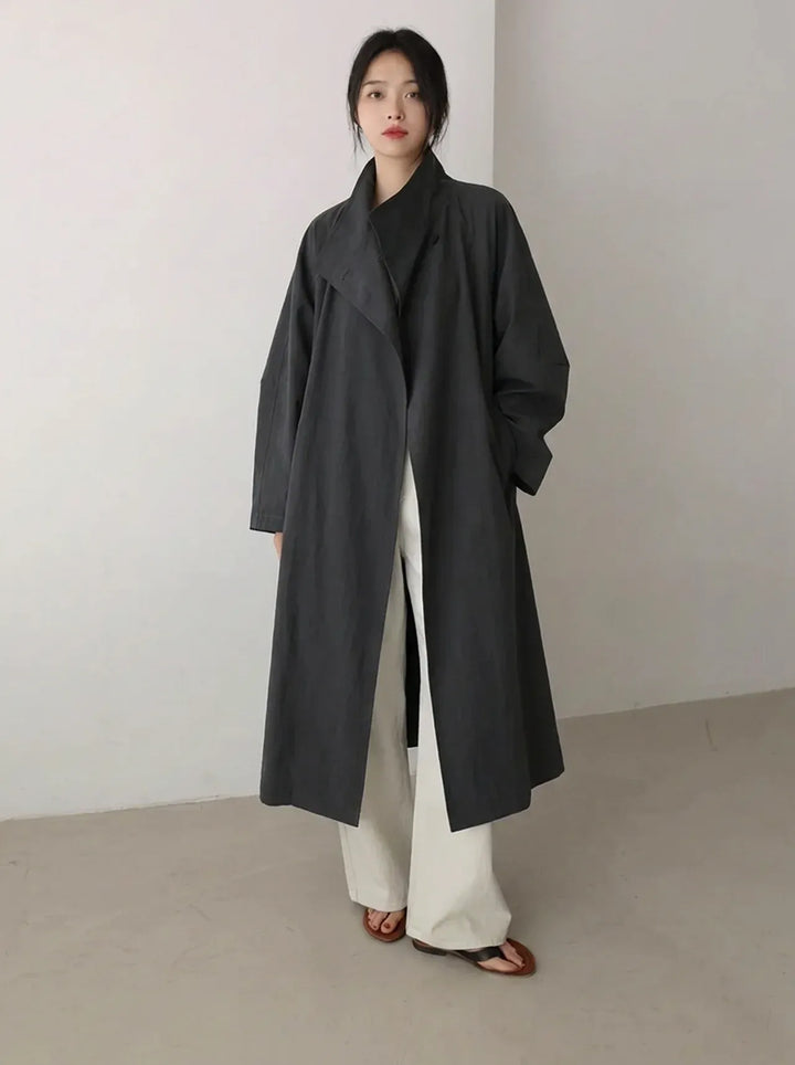 Trench coat oversize da donna, lungo fino ai piedi, con cintura in vita e spalline decorative