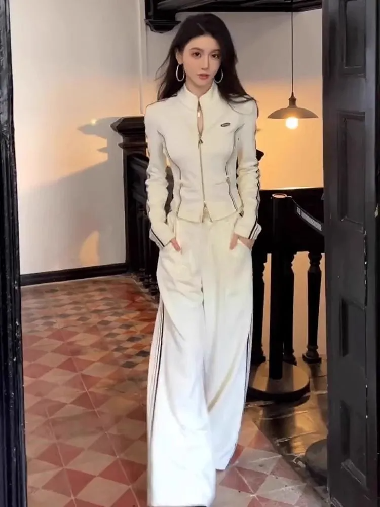 Weißes Zip-Up Set mit weitem Bein und Stehkragen