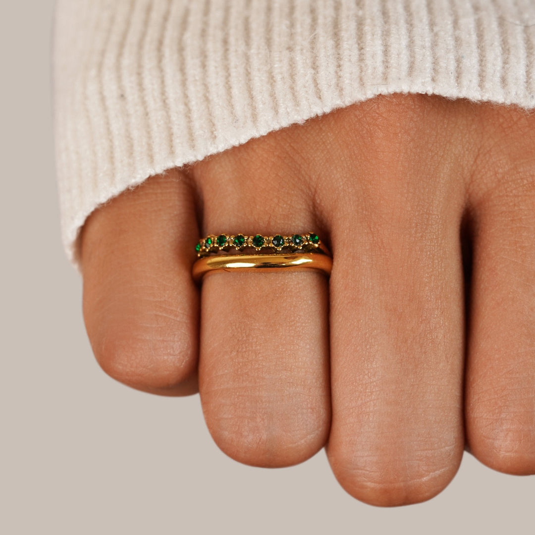 Carmen - Geschichteter Ring in smaragdgrün