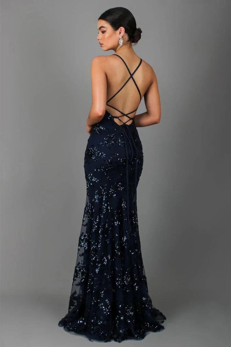 Nora – Elegantes bodenlanges Abendkleid mit Paillettenverzierung