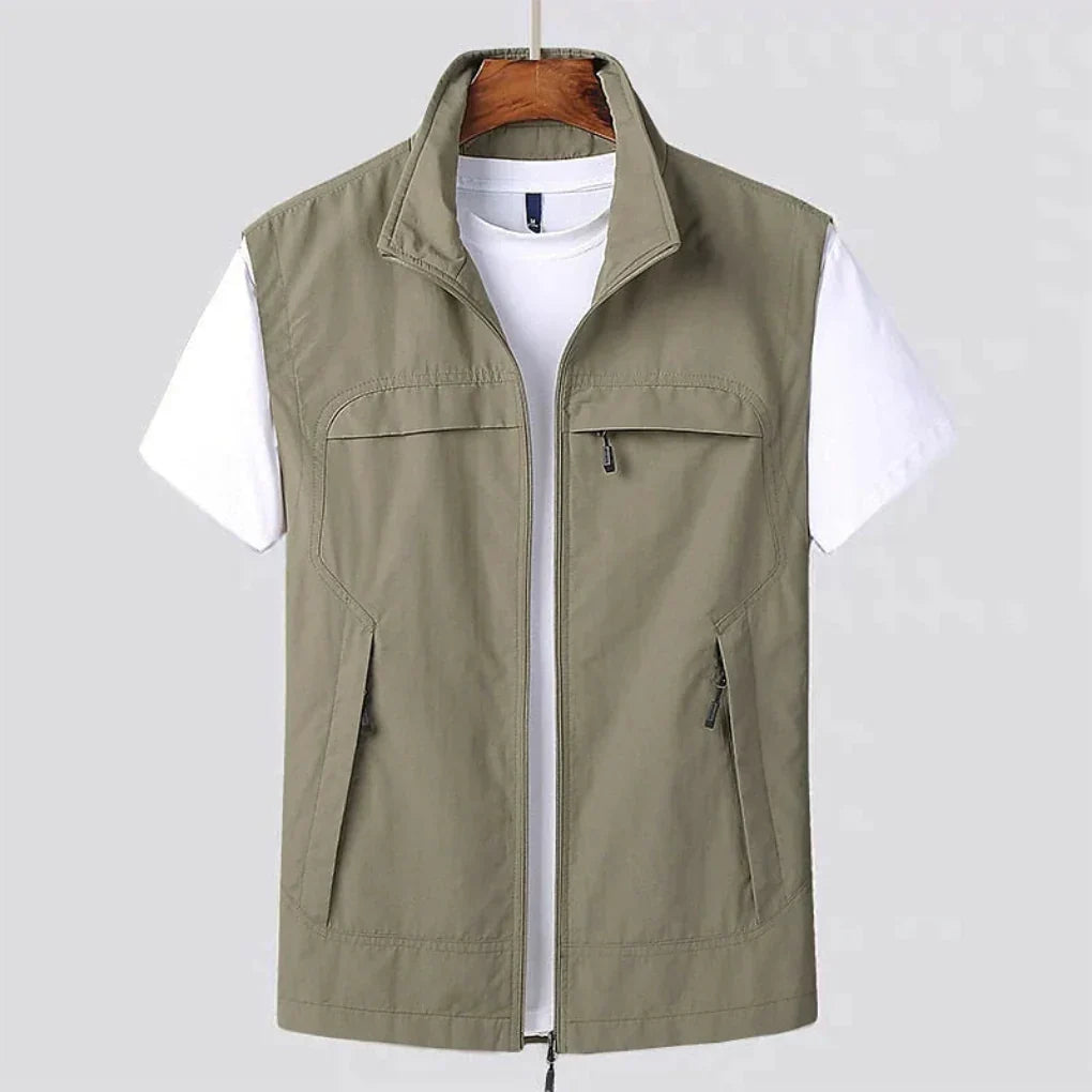 Men’s vest with pockets