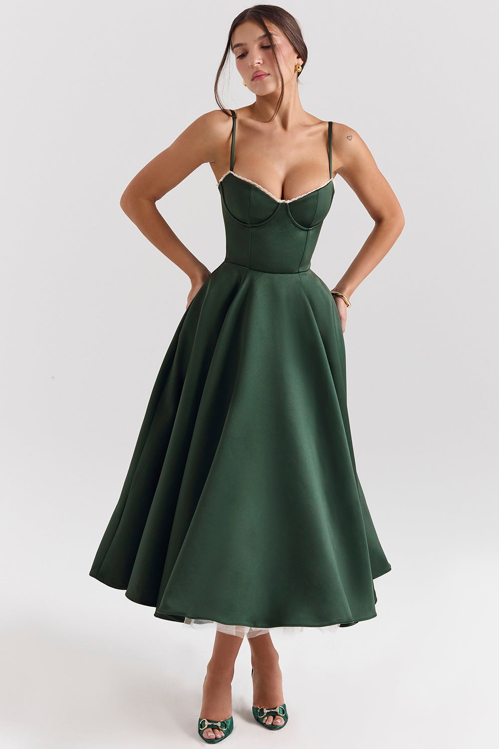 Evelina – mittellanges Kleid