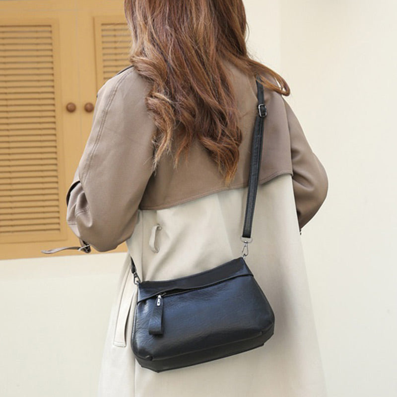 Hallgerd | Elegante Schultertasche mit zeitlosem Stil