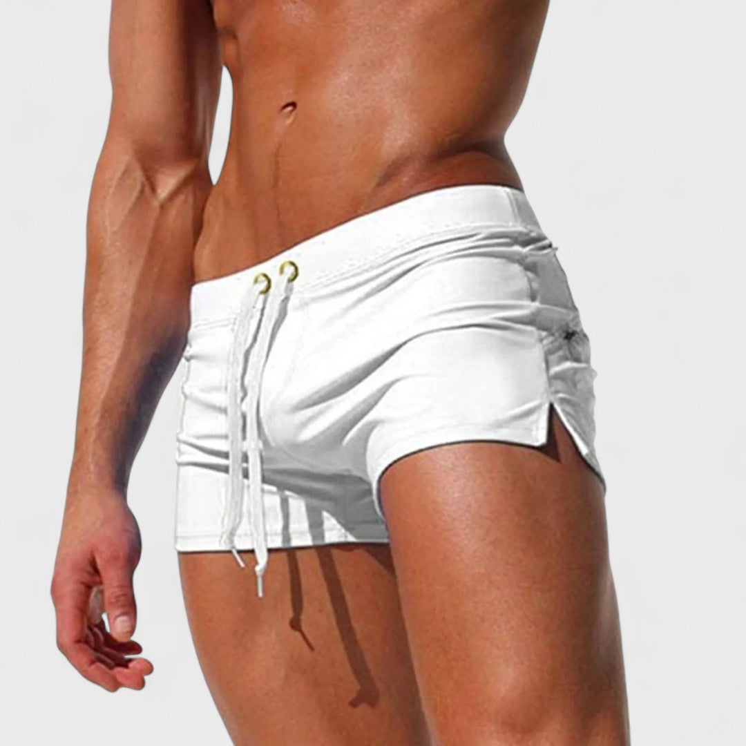 Cole™ – Handgefertigte Badehosen