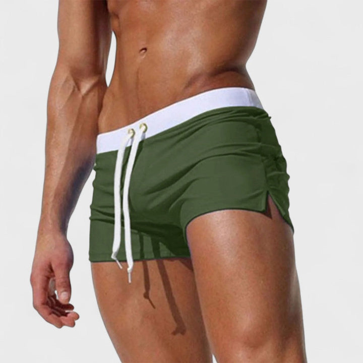 Cole™ – Handgefertigte Badehosen