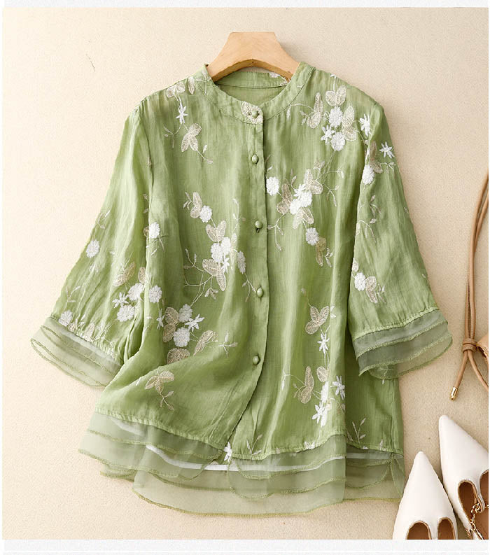 Kourtney™ | Schicke Bluse mit gestickten Akzenten